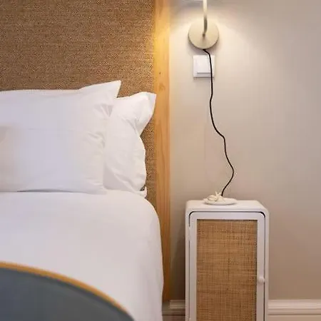 Away To Discover - Hapiness Has A Place