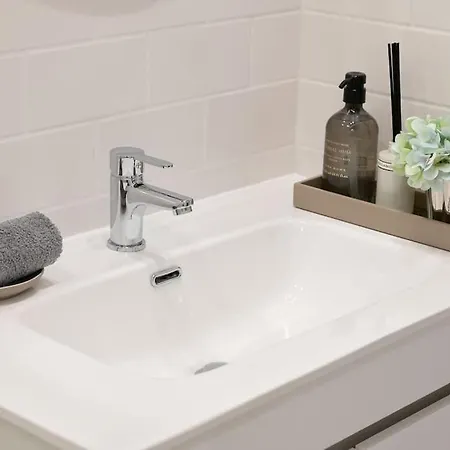 Away To Discover - Hapiness Has A Place Appartement Oporto